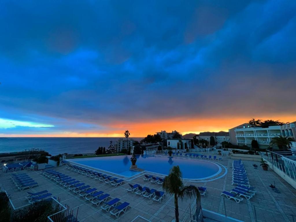 Holiday Paradise Κάννες Εξωτερικό φωτογραφία